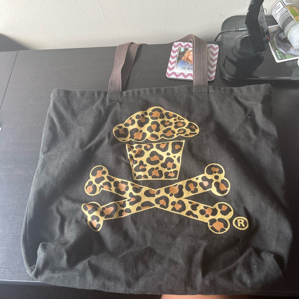 GUC Johnny Cupcakes Tote